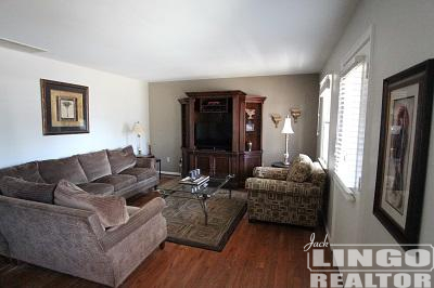 living 408 KING CHARLES AVENUE #2 Rental Property living 408 KING CHARLES AVENUE #2 Rental Property
