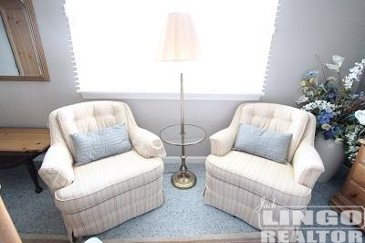 sitting_area 408 KING CHARLES AVENUE #2 Rental Property sitting_area 408 KING CHARLES AVENUE #2 Rental Property