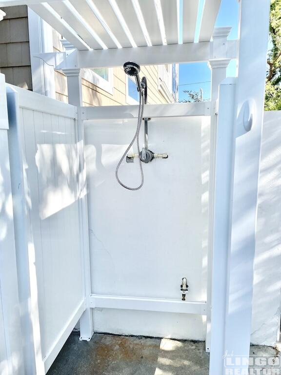15A49A76-E38D-4EAD-9222-2507805C7113 26 COLLINS AVENUE Rental Property 15A49A76-E38D-4EAD-9222-2507805C7113 26 COLLINS AVENUE Rental Property