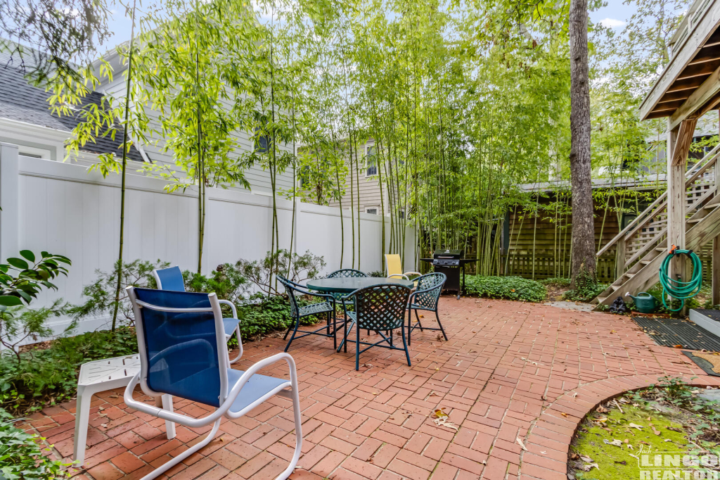 036_img_9506_839 72 COLUMBIA AVENUE Rental Property