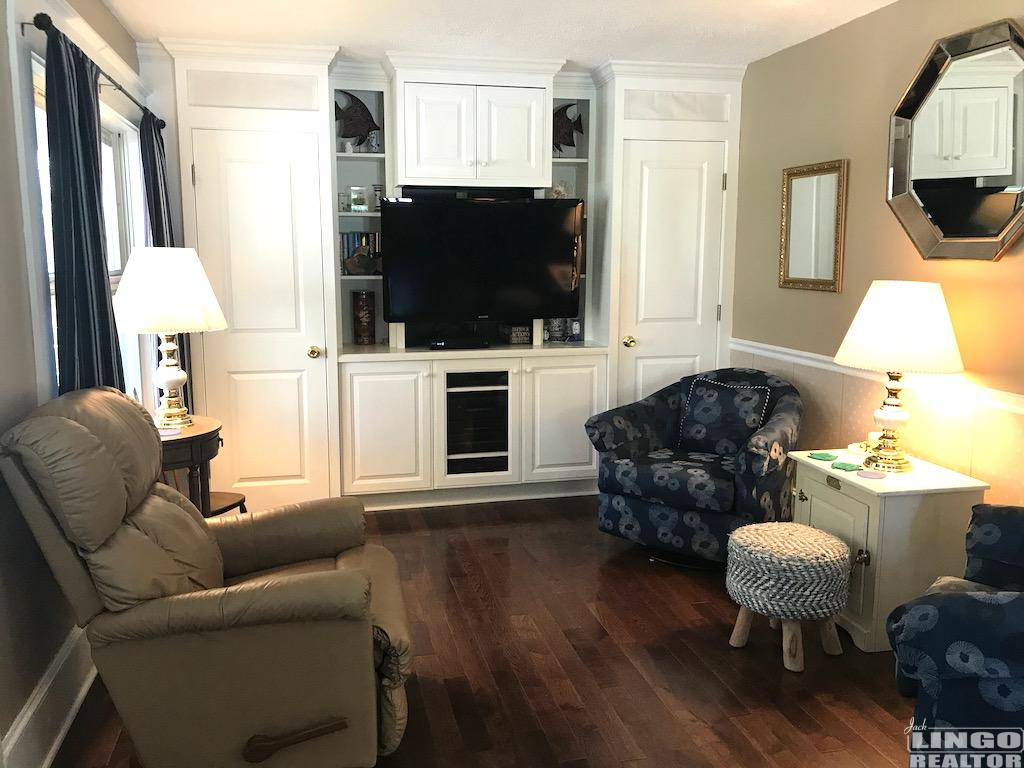 52DELR1 52 DELAWARE AVENUE  Rental Property