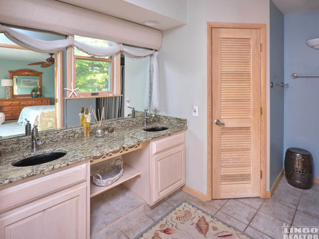 2022.7+J+VidalSee+Glass+86+copy 17 HARBOR ROAD Rental Property 2022.7+J+VidalSee+Glass+86+copy 17 HARBOR ROAD Rental Property