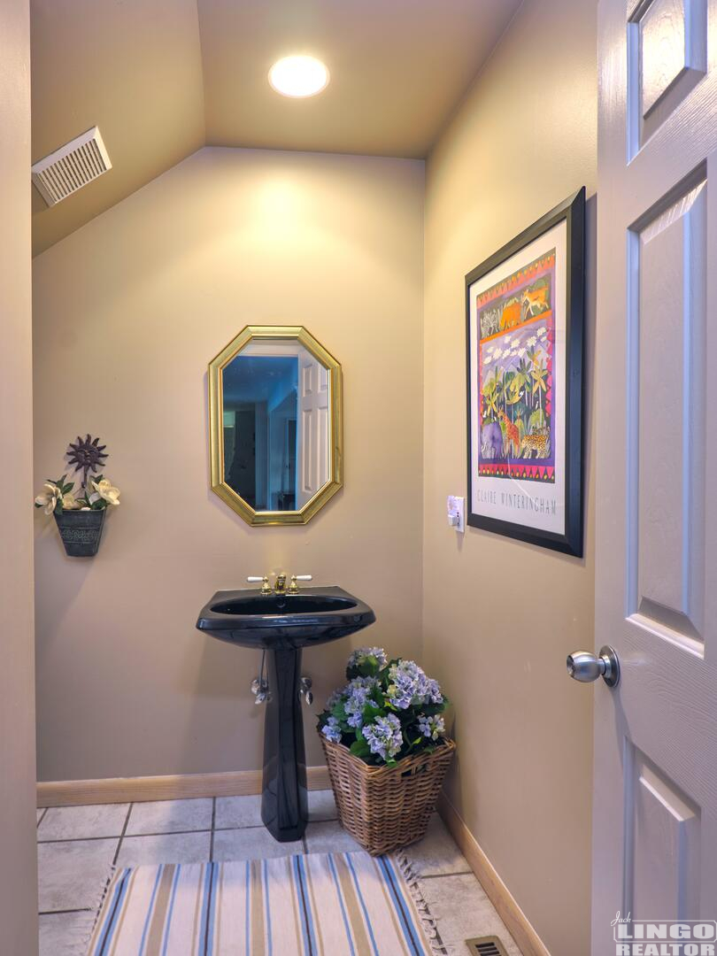 2022.7+J+VidalSee+Glass+94.+1stPR+jpg+copy 17 HARBOR ROAD Rental Property 2022.7+J+VidalSee+Glass+94.+1stPR+jpg+copy 17 HARBOR ROAD Rental Property