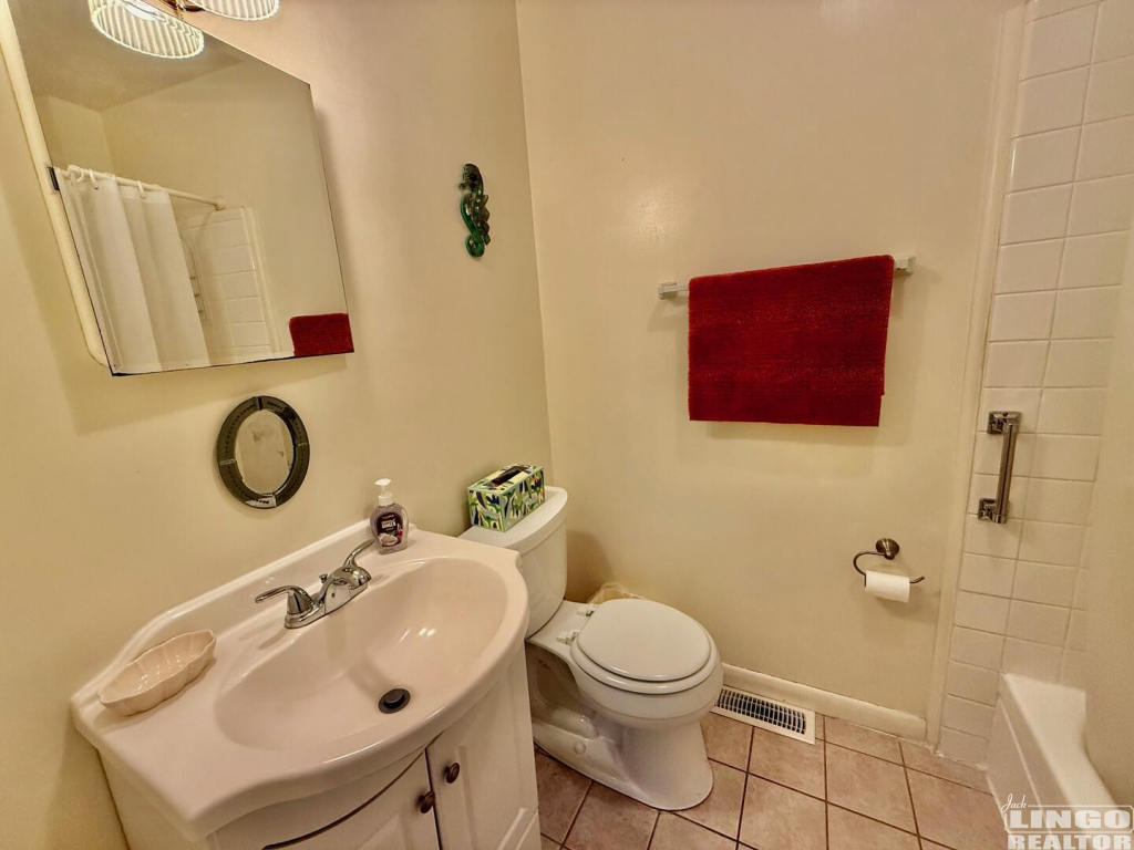 IMG_1217 66 HENLOPEN AVENUE Rental Property IMG_1217 66 HENLOPEN AVENUE Rental Property
