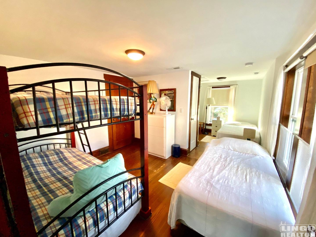 8norfbed4 8 NORFOLK STREET Rental Property 8norfbed4 8 NORFOLK STREET Rental Property