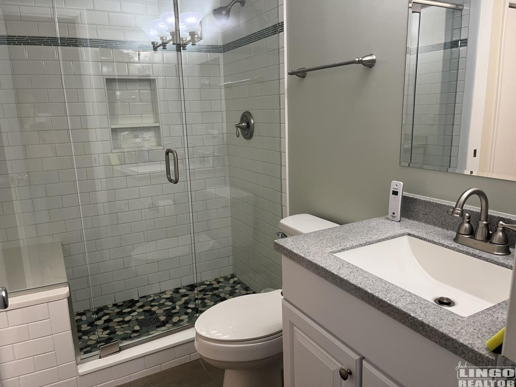 6+ocean+villa+first+floor+hall+bath 4 BELLEVUE STREET #6 Rental Property 6+ocean+villa+first+floor+hall+bath 4 BELLEVUE STREET #6 Rental Property