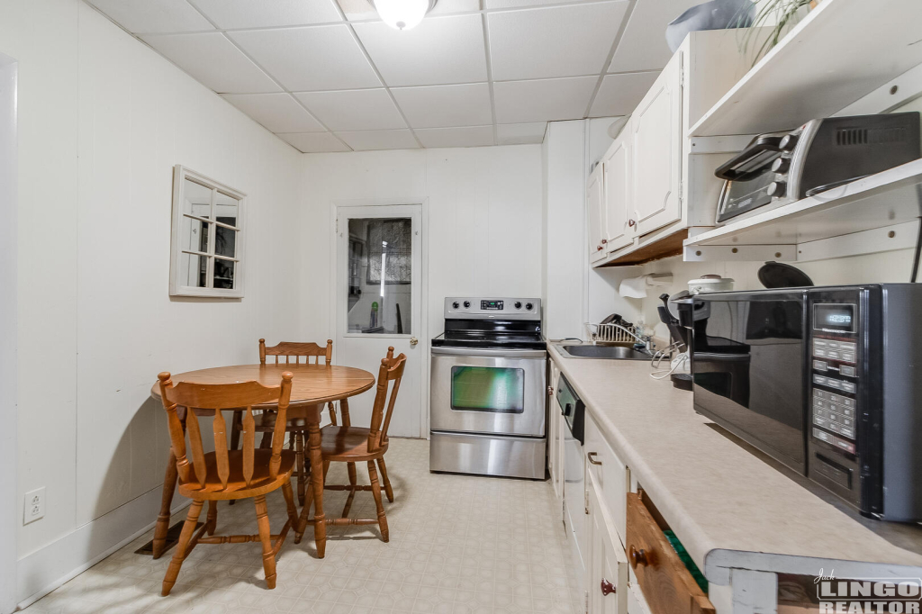 img_3599_192 3 OLIVE AVENUE APT #1  Rental Property