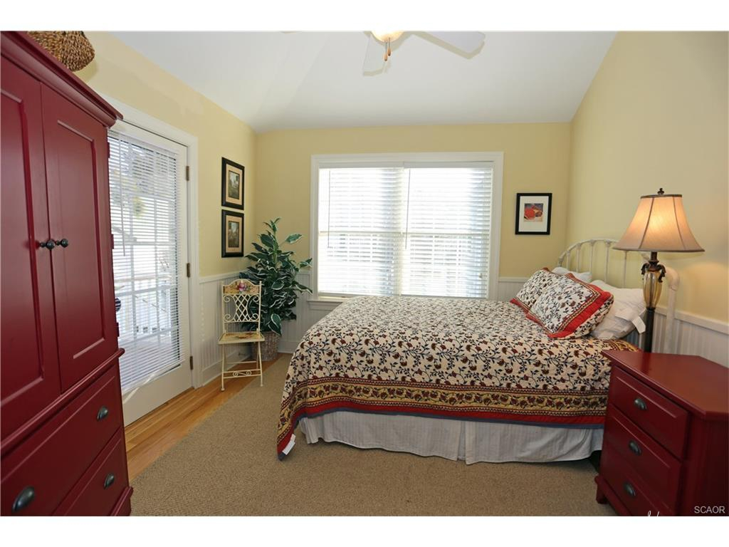118BR5 118D PHILADELPHIA STREET  Rental Property