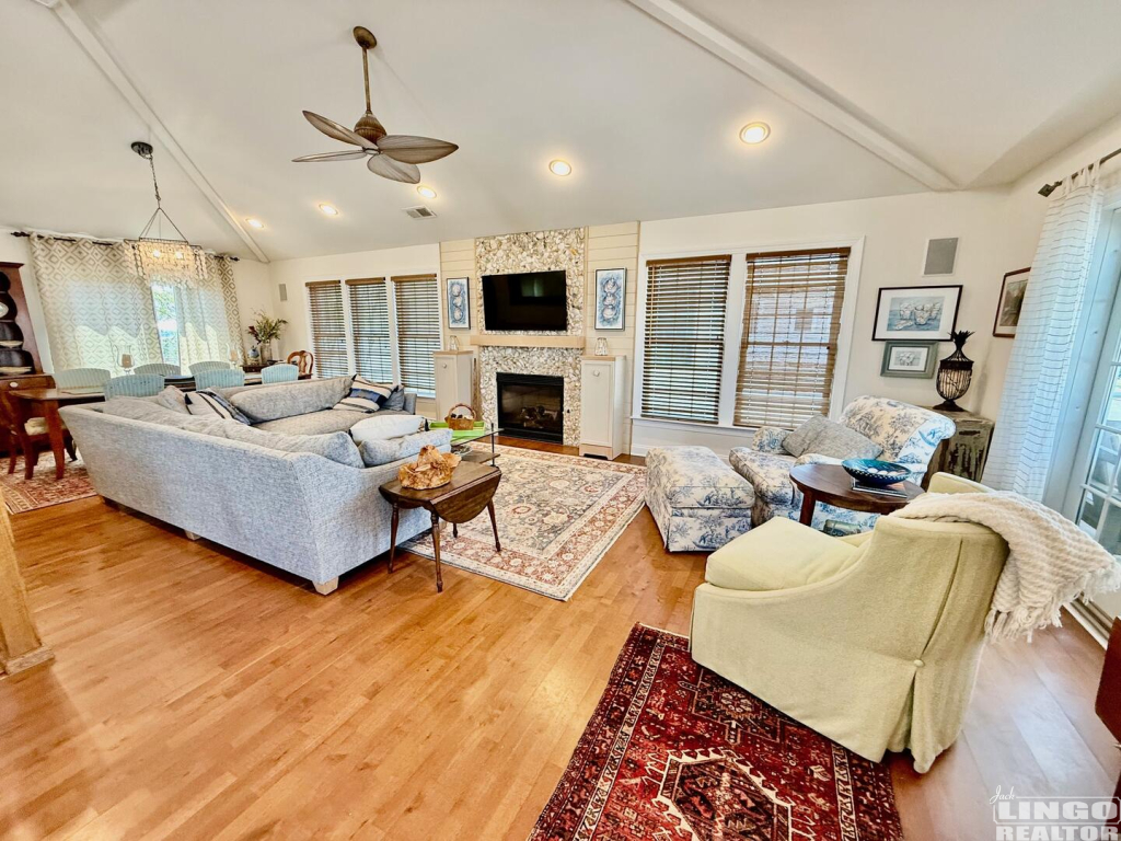 IMG_1075 116 READ AVENUE   Rental Property
