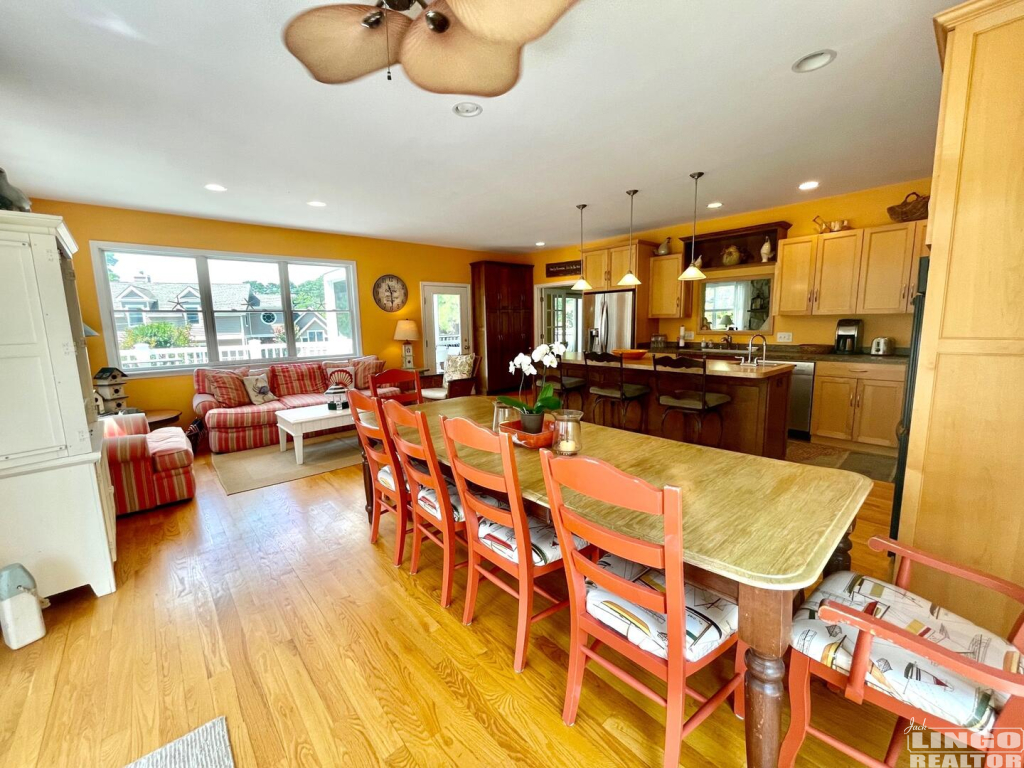 24gr 24 ROBINS LANE Rental Property 24gr 24 ROBINS LANE Rental Property