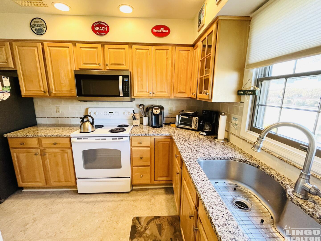 584200E9-27A0-490C-825E-0C6EE4864B70 218 BAYARD AVENUE Rental Property 584200E9-27A0-490C-825E-0C6EE4864B70 218 BAYARD AVENUE Rental Property
