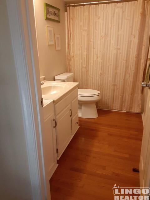 10-Bath-downstairs 20B WEST STREET Rental Property 10-Bath-downstairs 20B WEST STREET Rental Property