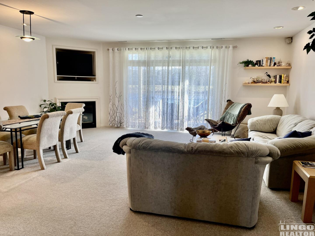 C8871D75-3E84-443E-97F8-B332886D6ECB 741 SPRING LAKE  Rental Property