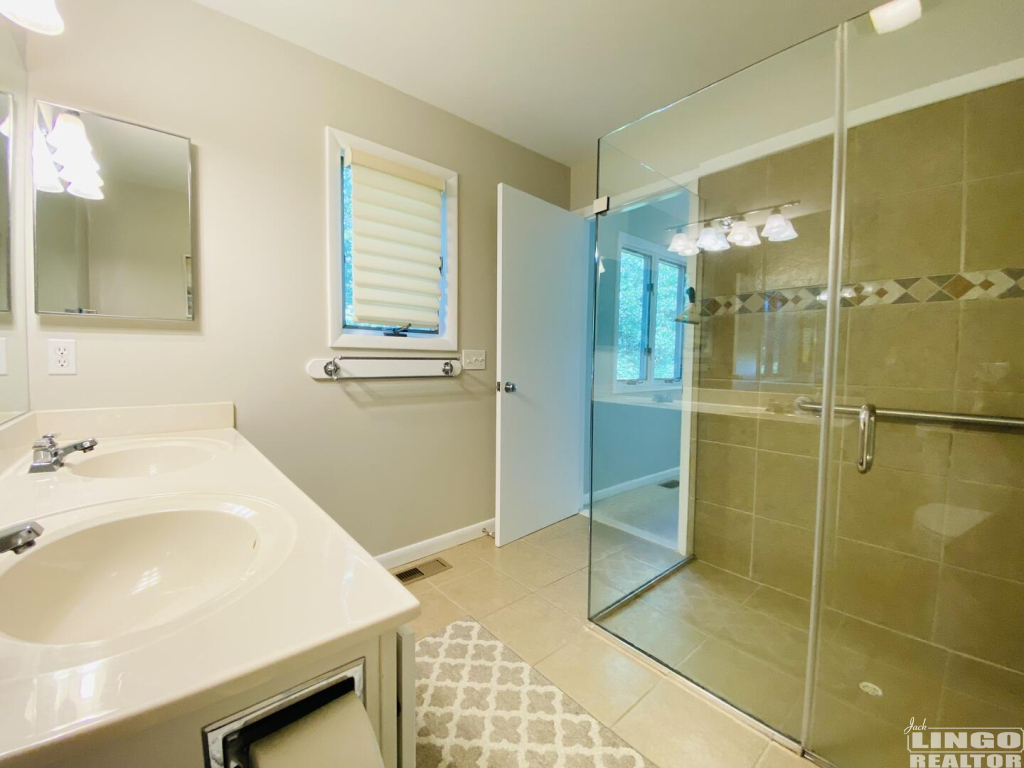 E83D92CD-8C26-40F2-9CBB-8A3F5704B468 601 SPRING LAKE  Rental Property