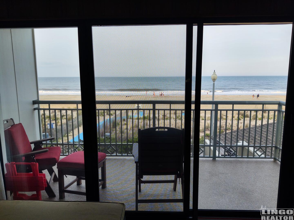 BEACHFRONT+BALCONY 221 EDGEWATER HOUSE Rental Property BEACHFRONT+BALCONY 221 EDGEWATER HOUSE Rental Property