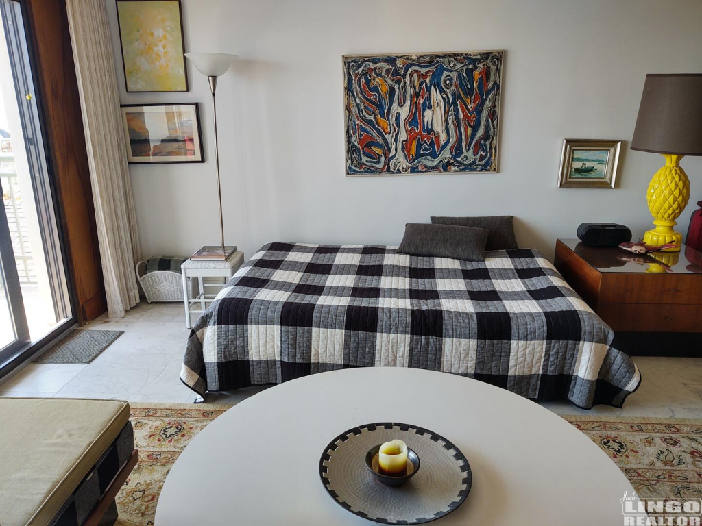 DOUBLE+BED+SETUP 221 EDGEWATER HOUSE Rental Property DOUBLE+BED+SETUP 221 EDGEWATER HOUSE Rental Property