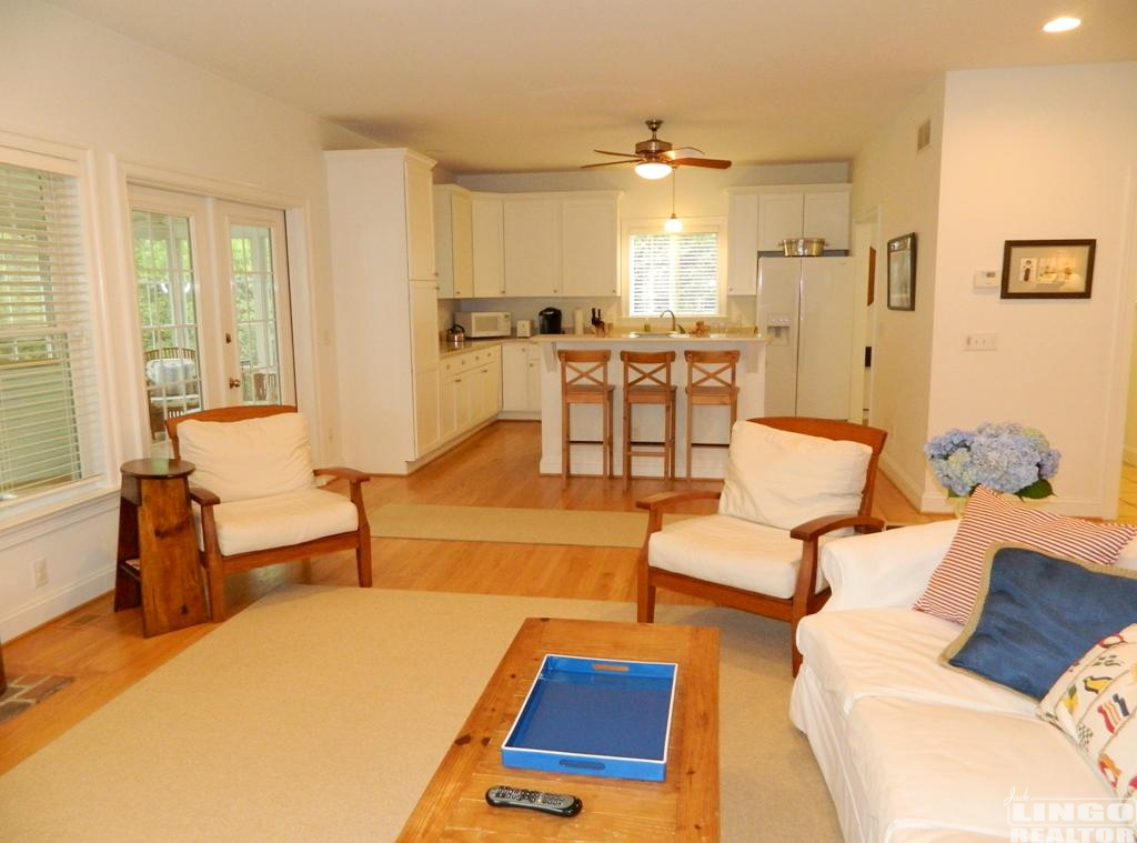 LR4 11 HOUSTON STREET   Rental Property