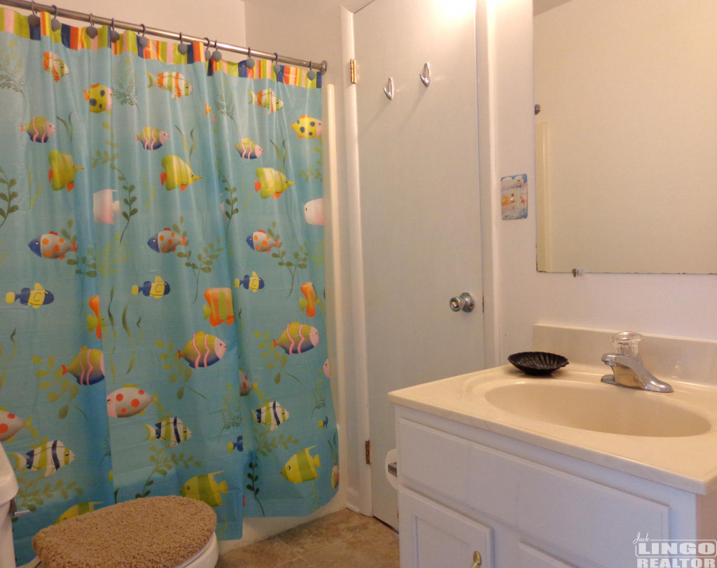 114045_pix10.jpeg 215 W. Cedar Street #1 Rental Property 114045_pix10.jpeg 215 W. Cedar Street #1 Rental Property