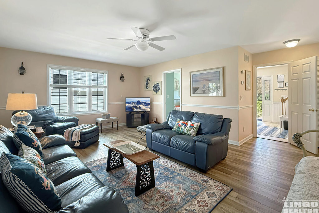 104+Cape+Shores+Lower+Living+1 104 W Cape Shores Drive Rental Property 104+Cape+Shores+Lower+Living+1 104 W Cape Shores Drive Rental Property