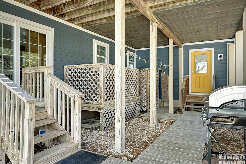 104+Cape+Shores+Patio+1 104 W Cape Shores Drive Rental Property 104+Cape+Shores+Patio+1 104 W Cape Shores Drive Rental Property