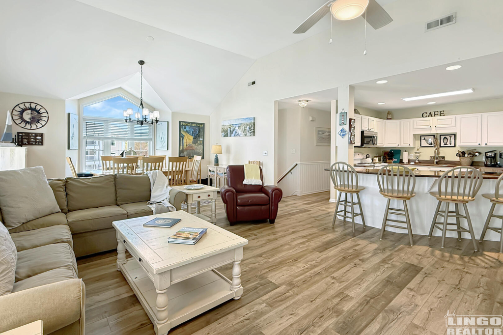 104+Cape+Shores+Upper+Living+2 104 W Cape Shores Drive Rental Property 104+Cape+Shores+Upper+Living+2 104 W Cape Shores Drive Rental Property
