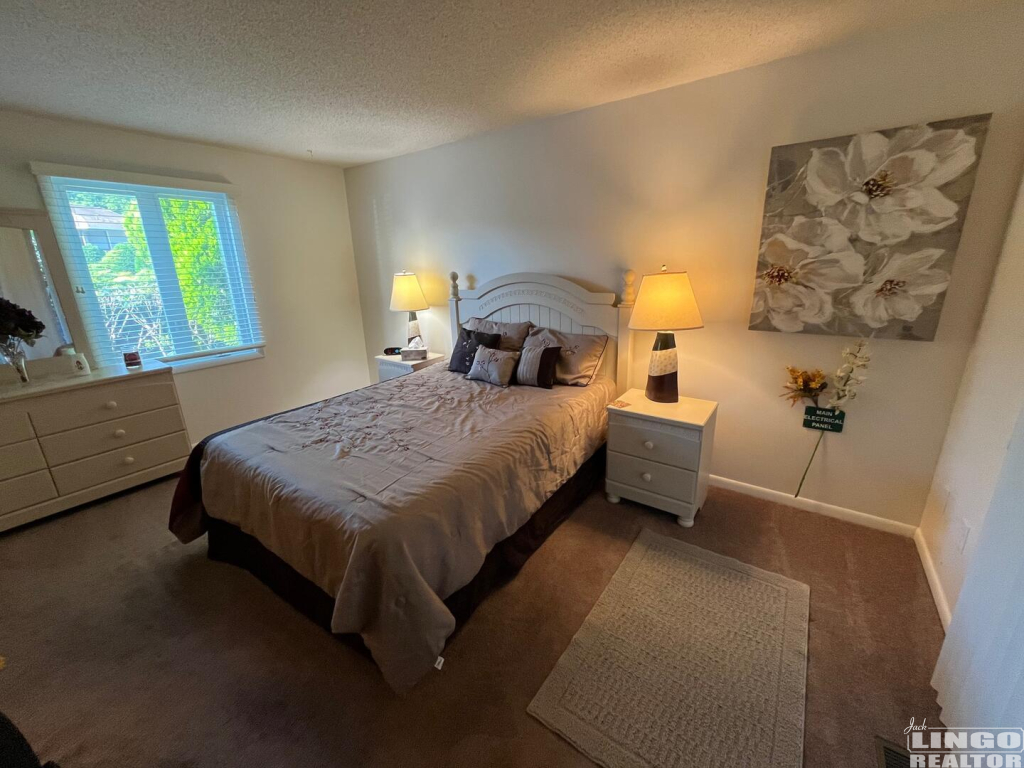 8 18480 Carters Grove Circle #1 Rental Property 8 18480 Carters Grove Circle #1 Rental Property