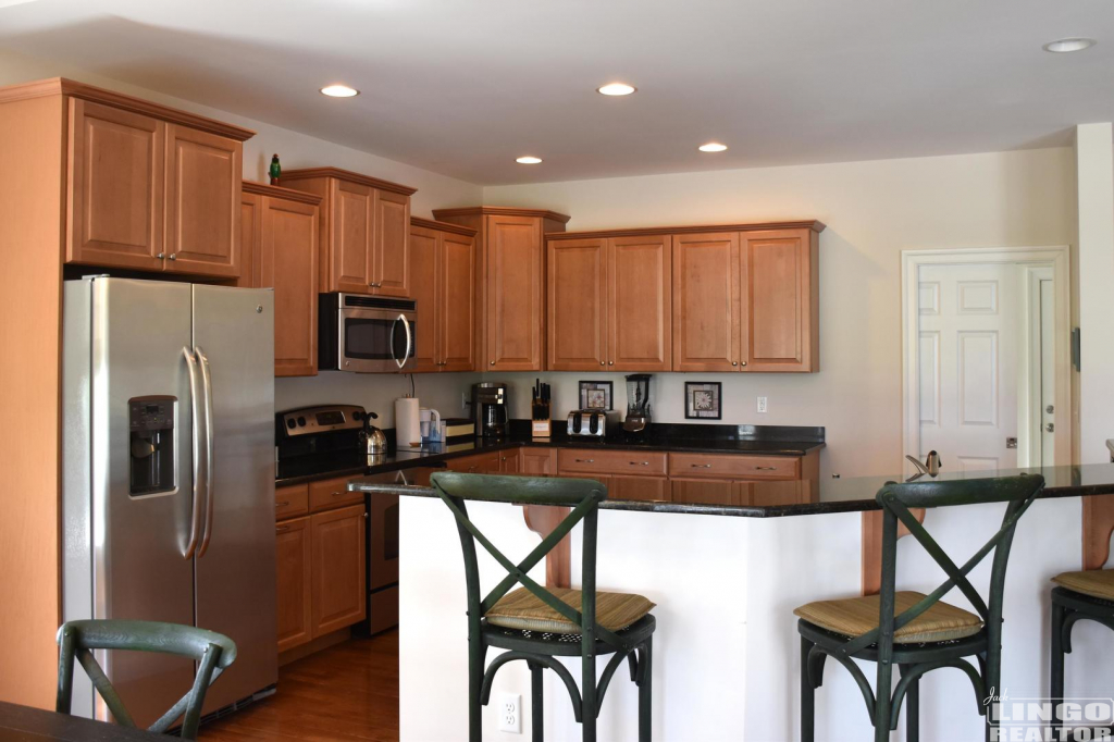 8 33492 West Hunters Run Rental Property