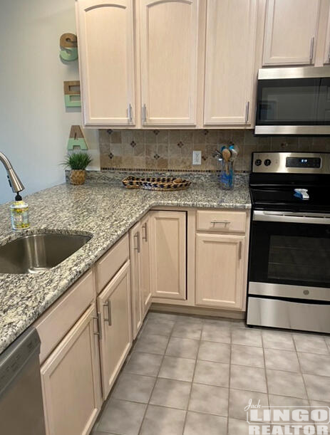 1 33130 N Village Loop #3305 Rental Property 1 33130 N Village Loop #3305 Rental Property