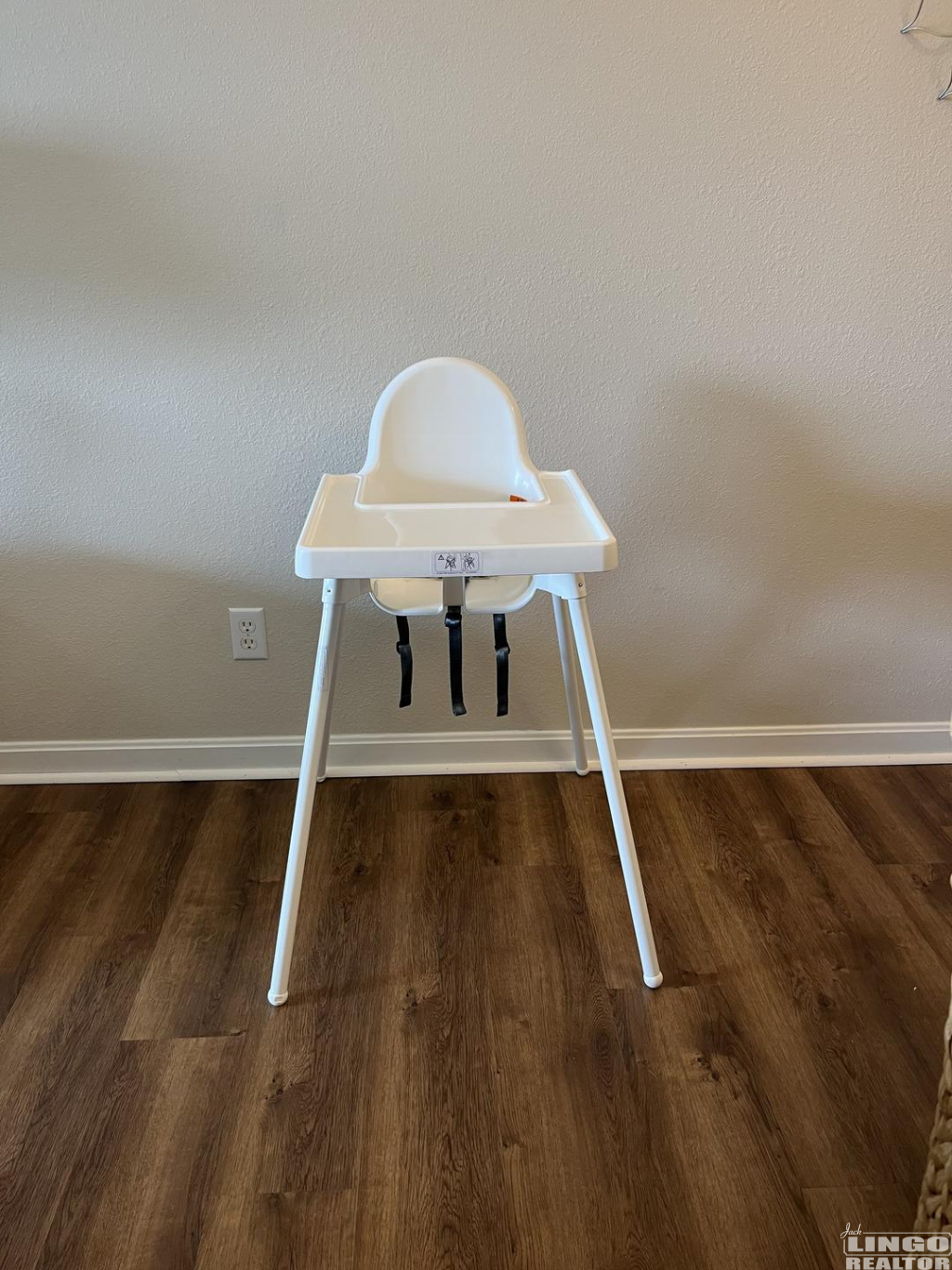 3305+High+Chair 33130 N Village Loop #3305 Rental Property 3305+High+Chair 33130 N Village Loop #3305 Rental Property
