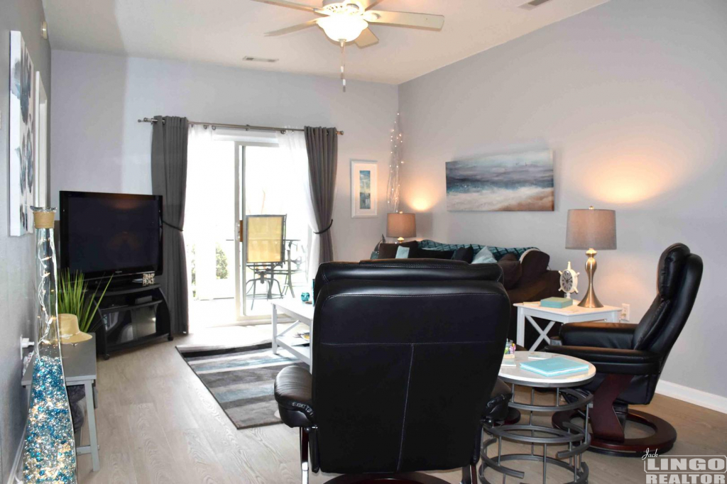 152050_pix2 33130 N Village Loop #3104 Rental Property 152050_pix2 33130 N Village Loop #3104 Rental Property