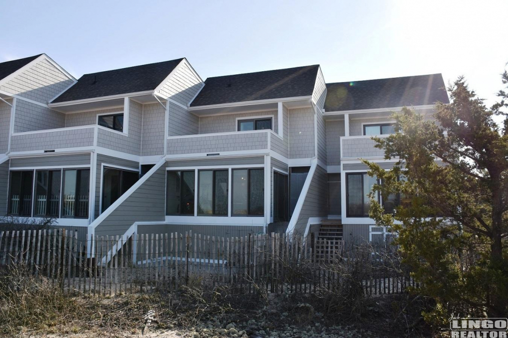 2_PIlot_Point_Beach_Side_Final 2 Pilot Point Rental Property 2_PIlot_Point_Beach_Side_Final 2 Pilot Point Rental Property