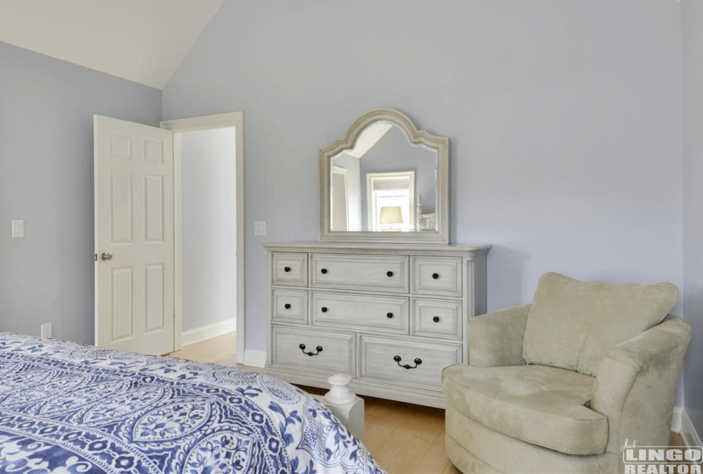 Main_Level-Master_Bedroom-_DSC5963 110 W CAPE SHORES DRIVE Rental Property