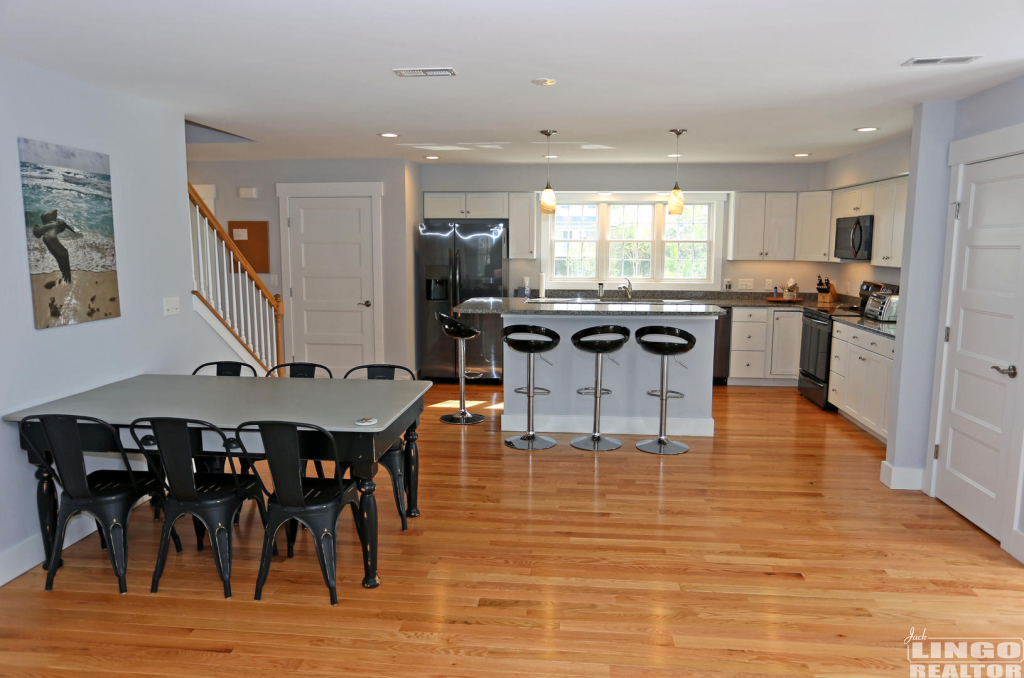 154742_pix4 209 Massachusetts Avenue Rental Property 154742_pix4 209 Massachusetts Avenue Rental Property