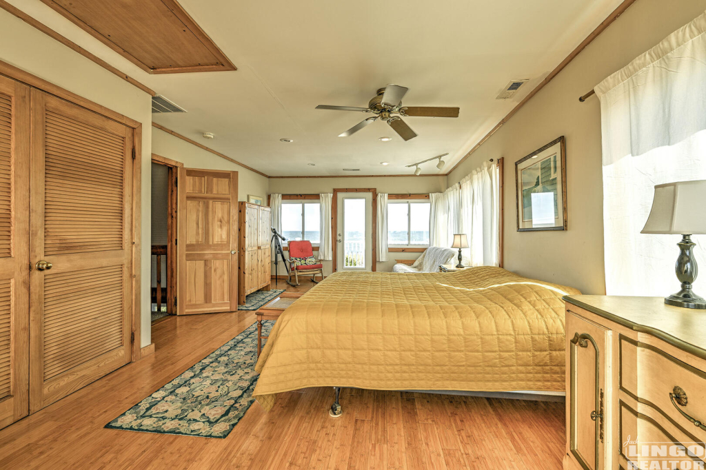 2840+Bay+Shore+Dr+Bedroom+4a 2840 S Bayshore Drive Rental Property 2840+Bay+Shore+Dr+Bedroom+4a 2840 S Bayshore Drive Rental Property