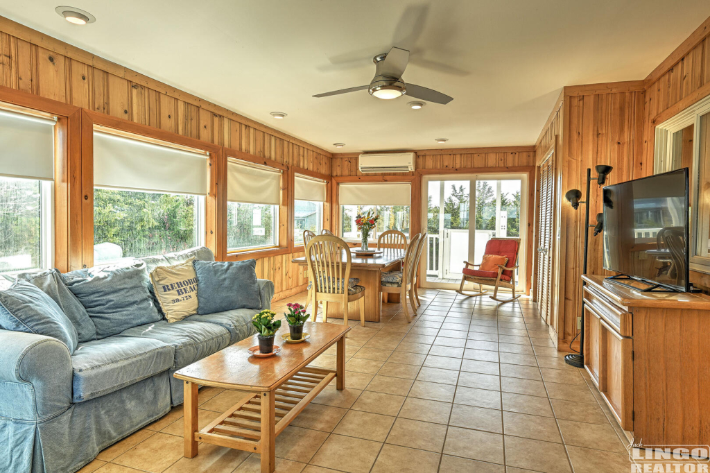 2840+Bay+Shore+Dr+Sun+Room+1 2840 S Bayshore Drive Rental Property 2840+Bay+Shore+Dr+Sun+Room+1 2840 S Bayshore Drive Rental Property