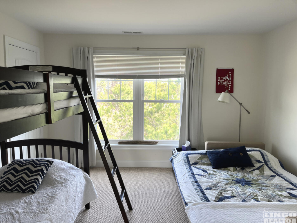 kids+1+(4) 4 Tennessee Avenue Rental Property