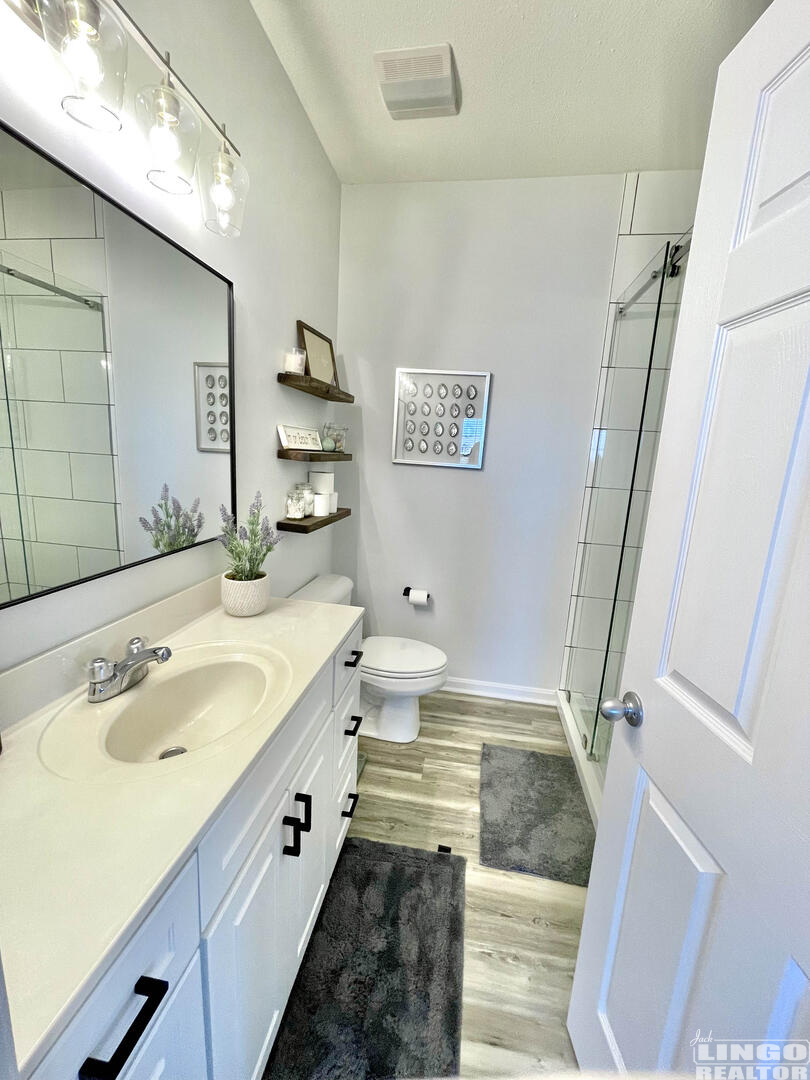 Main+Bath+2 33106 N Village Loop #1302 Rental Property Main+Bath+2 33106 N Village Loop #1302 Rental Property