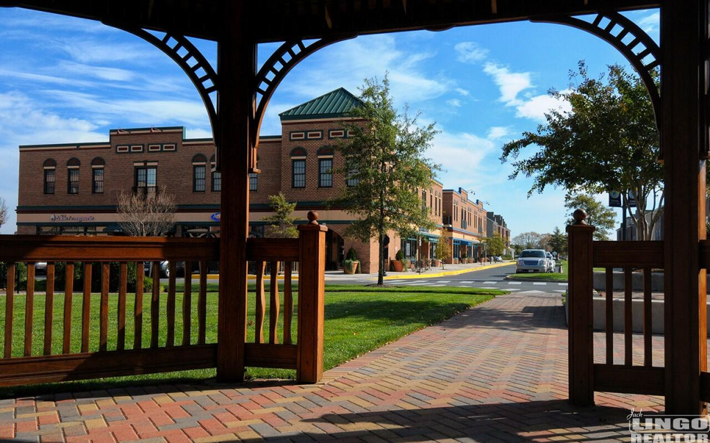 main+and+gazebo-c2ea8b3372 33106 N Village Loop #1302 Rental Property main+and+gazebo-c2ea8b3372 33106 N Village Loop #1302 Rental Property