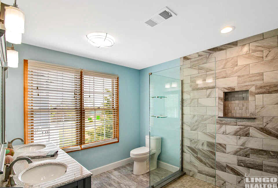 bathroom+4 14 Texas Avenue Rental Property bathroom+4 14 Texas Avenue Rental Property