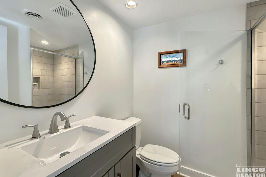 341+Market+St+Bathroom+2 341 Market Street Rental Property