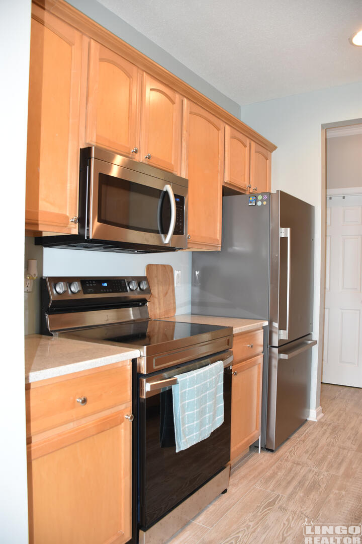 5 17046 N Brandt St #2107 Rental Property