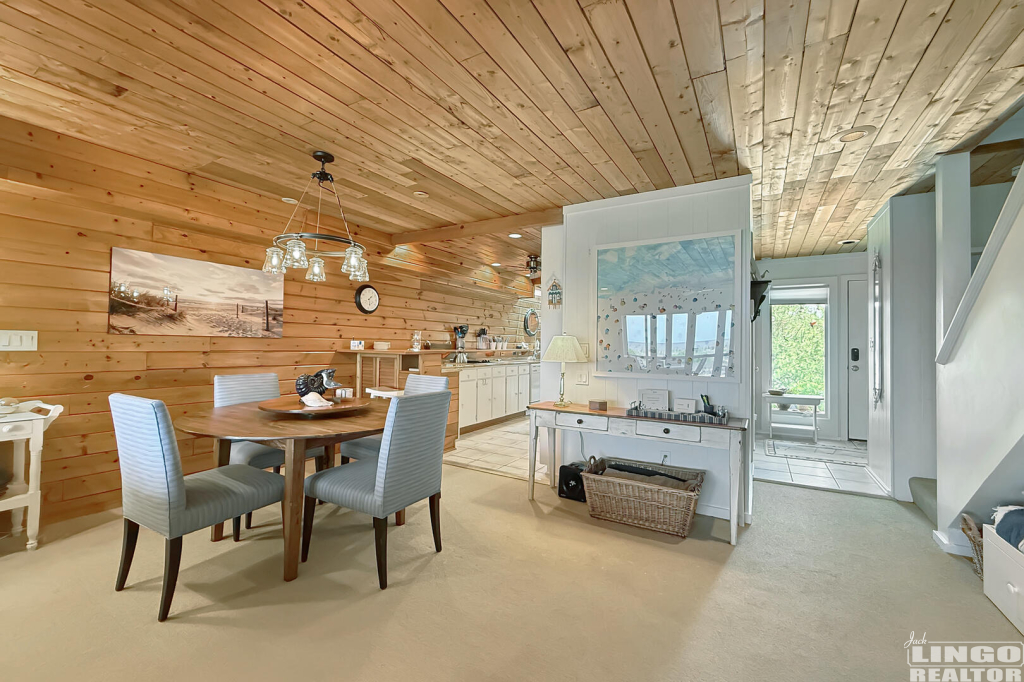16+Pilot+Point+Dining 16 Pilot Point Rental Property 16+Pilot+Point+Dining 16 Pilot Point Rental Property