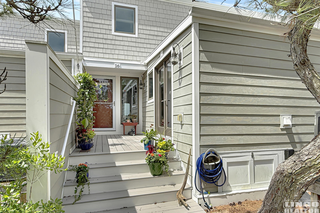 16+Pilot+Point+Front+Exterior 16 Pilot Point Rental Property 16+Pilot+Point+Front+Exterior 16 Pilot Point Rental Property