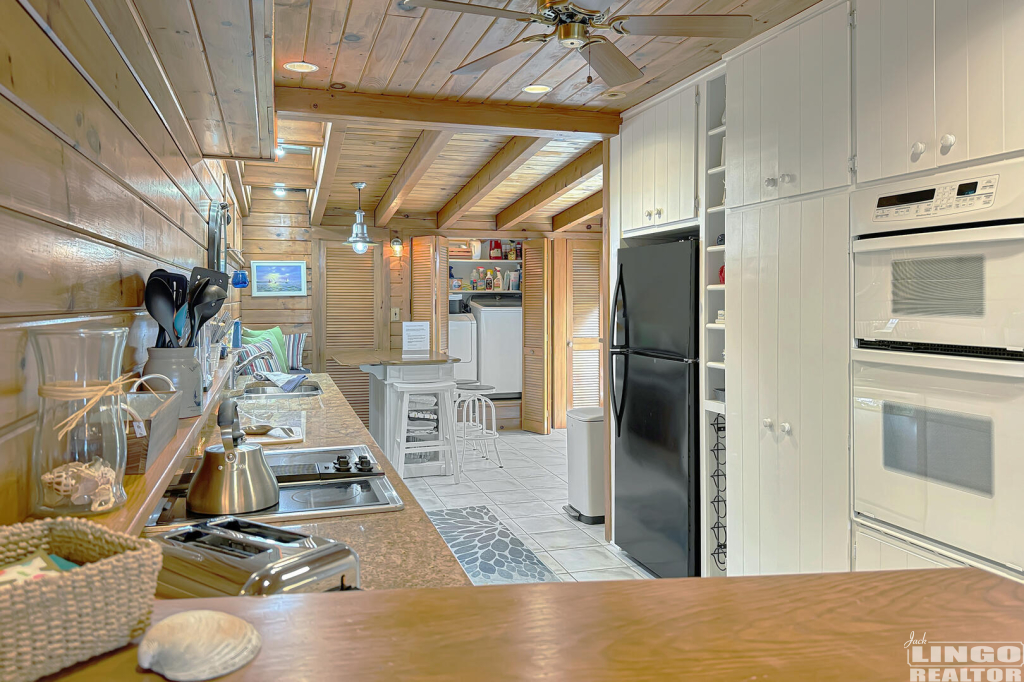 16+Pilot+Point+Kitchen+1 16 Pilot Point Rental Property 16+Pilot+Point+Kitchen+1 16 Pilot Point Rental Property