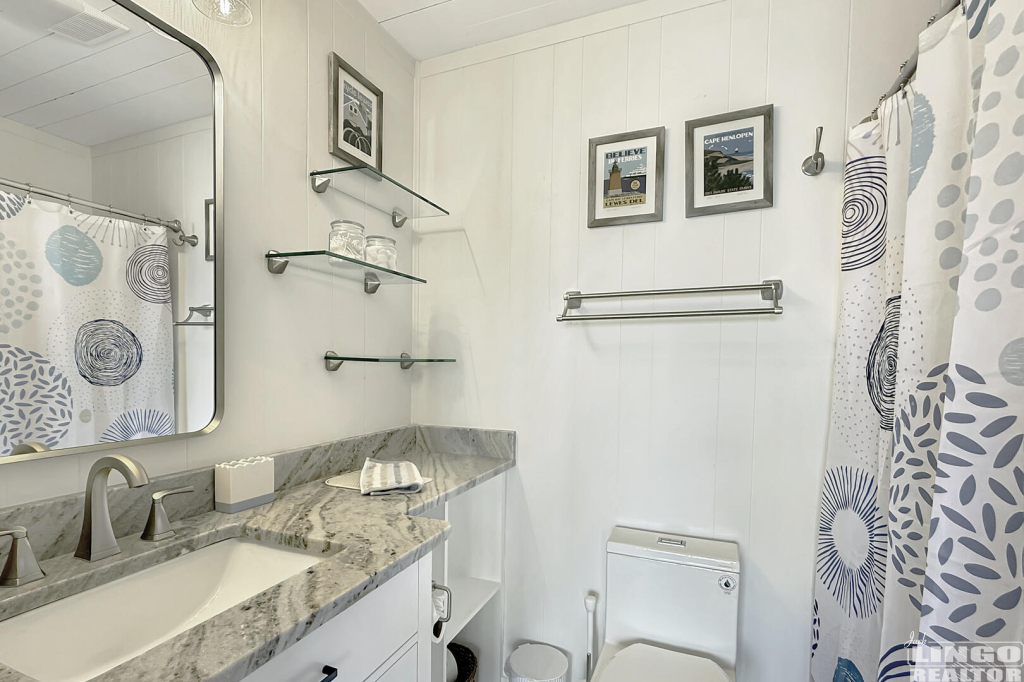 16+Pilot+Point+Primary+Bathroom 16 Pilot Point Rental Property 16+Pilot+Point+Primary+Bathroom 16 Pilot Point Rental Property