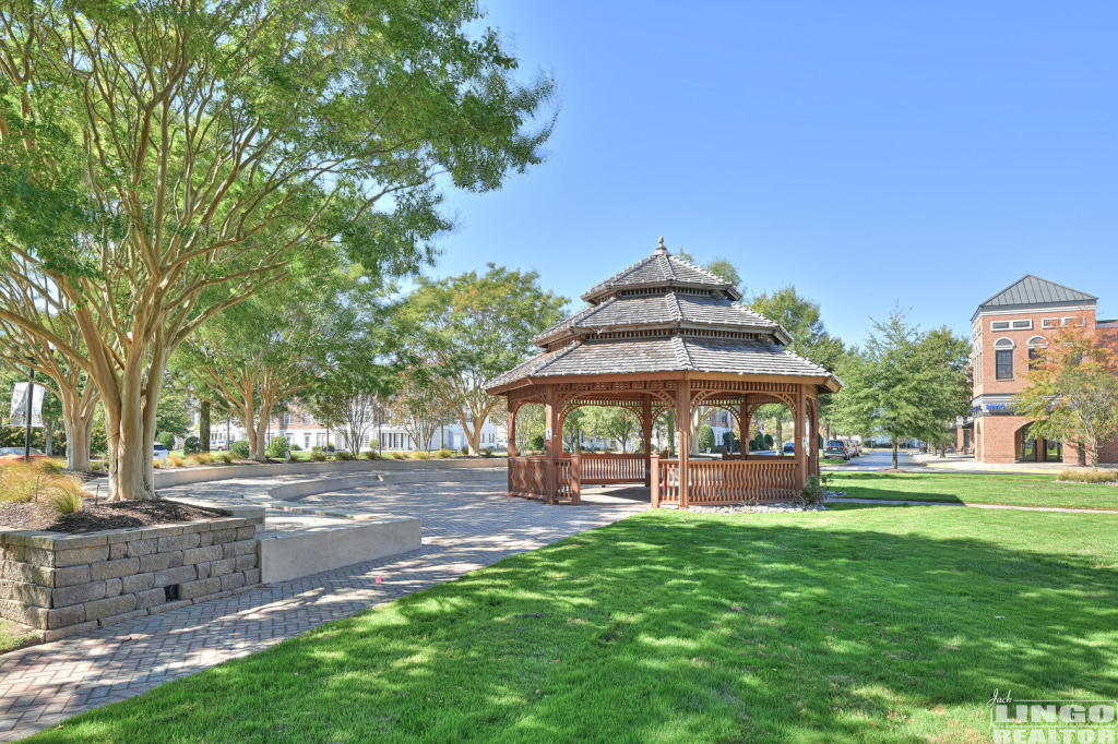 17388+N+Village+Main+28+Gazebo+1 17388 N Village Main Blvd #28 Rental Property 17388+N+Village+Main+28+Gazebo+1 17388 N Village Main Blvd #28 Rental Property