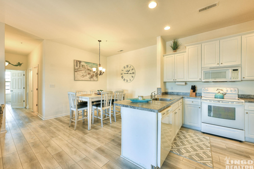 17388+N+Village+Main+28+Kitchen+Dining 17388 N Village Main Blvd #28 Rental Property 17388+N+Village+Main+28+Kitchen+Dining 17388 N Village Main Blvd #28 Rental Property