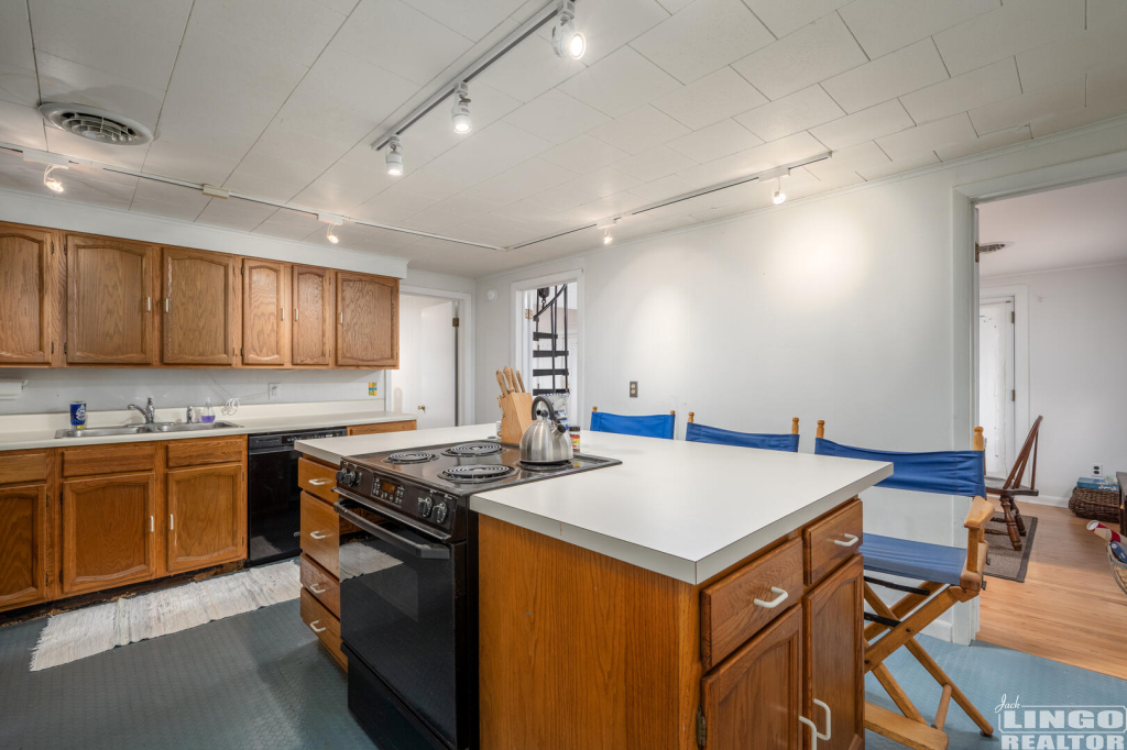 Copy+of+CanalW109-29kitchen 109 West Canal Street Rental Property Copy+of+CanalW109-29kitchen 109 West Canal Street Rental Property