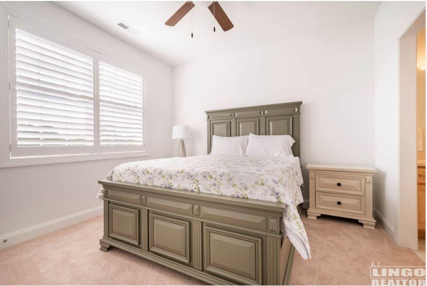 20 7 Ashburn Drive Rental Property