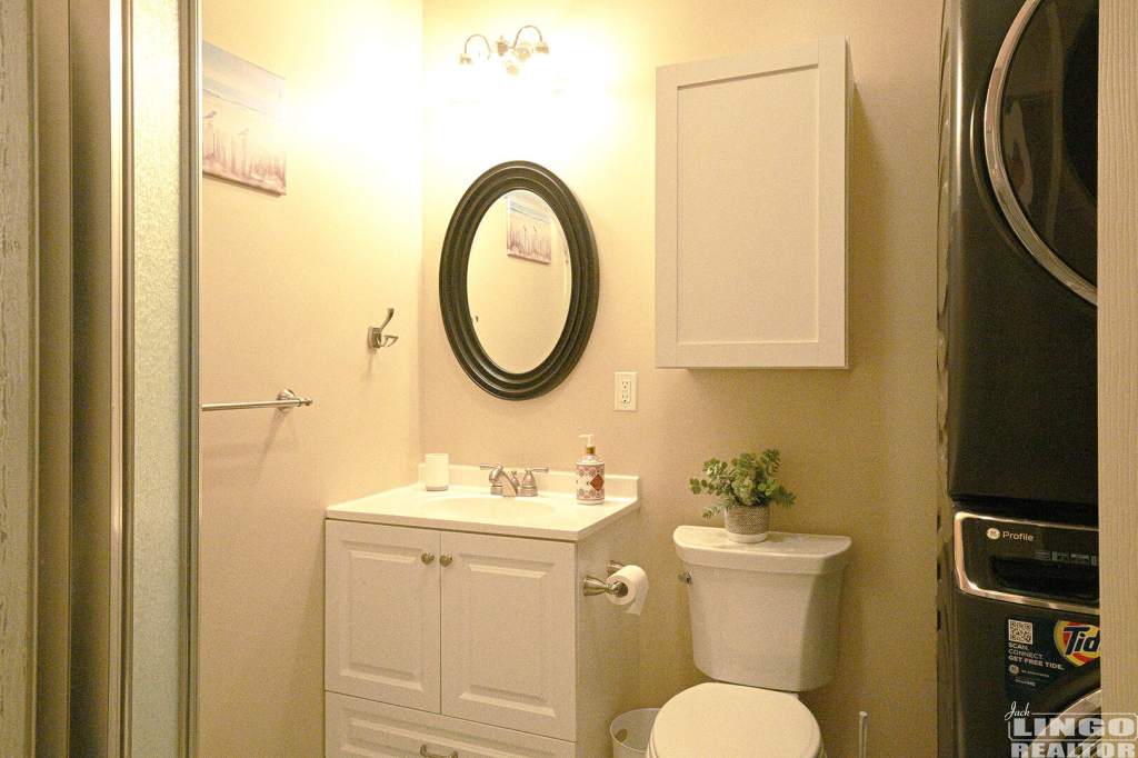 33221+W+Edgemoor+Bathroom+2 33221 W Edgemoor Street Rental Property 33221+W+Edgemoor+Bathroom+2 33221 W Edgemoor Street Rental Property